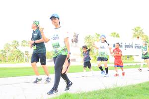 BIB: 
                            <button type="button" onclick="openModal(3692605)" class="btn btn-primary btn-sm float-right btn-popup" data-toggle="modal" data-target=".modal-high-quality">
                        <i class="fas fa-shopping-cart"></i> Add to Cart
                    </button>
                                            <button type="button" onclick="isThisMe(3692605, true)" class="btn btn-success btn-sm float-right btn-popup btn-isme hidden" data-toggle="tooltip" data-placement="bottom" title="นี่คือรูปของคุณใช่ไหม คลิกที่นี่เพื่อเอาเข้าอัลบั้ม">
                        <i class="fas fa-plus"></i> Add to album
                    </button>
                    <button type="button" onclick="isThisMe(3692605, false)" class="btn btn-warning btn-sm float-right btn-popup btn-isnotme hidden">
                        <i class="fas fa-ban"></i> Remove from album
                    </button>