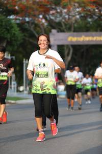 BIB: 85
                            <button type="button" onclick="openModal(3607076)" class="btn btn-primary btn-sm float-right btn-popup" data-toggle="modal" data-target=".modal-high-quality">
                        <i class="fas fa-shopping-cart"></i> Add to Cart
                    </button>
                                            <button type="button" onclick="isThisMe(3607076, true)" class="btn btn-success btn-sm float-right btn-popup btn-isme hidden" data-toggle="tooltip" data-placement="bottom" title="นี่คือรูปของคุณใช่ไหม คลิกที่นี่เพื่อเอาเข้าอัลบั้ม">
                        <i class="fas fa-plus"></i> Add to album
                    </button>
                    <button type="button" onclick="isThisMe(3607076, false)" class="btn btn-warning btn-sm float-right btn-popup btn-isnotme hidden">
                        <i class="fas fa-ban"></i> Remove from album
                    </button>