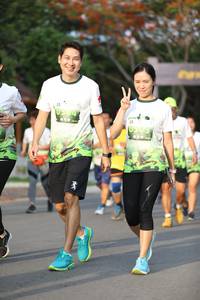 BIB: 
                            <button type="button" onclick="openModal(3610408)" class="btn btn-primary btn-sm float-right btn-popup" data-toggle="modal" data-target=".modal-high-quality">
                        <i class="fas fa-shopping-cart"></i> Add to Cart
                    </button>
                                            <button type="button" onclick="isThisMe(3610408, true)" class="btn btn-success btn-sm float-right btn-popup btn-isme hidden" data-toggle="tooltip" data-placement="bottom" title="นี่คือรูปของคุณใช่ไหม คลิกที่นี่เพื่อเอาเข้าอัลบั้ม">
                        <i class="fas fa-plus"></i> Add to album
                    </button>
                    <button type="button" onclick="isThisMe(3610408, false)" class="btn btn-warning btn-sm float-right btn-popup btn-isnotme hidden">
                        <i class="fas fa-ban"></i> Remove from album
                    </button>