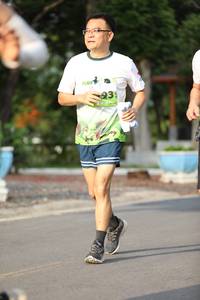 BIB: 
                            <button type="button" onclick="openModal(3628032)" class="btn btn-primary btn-sm float-right btn-popup" data-toggle="modal" data-target=".modal-high-quality">
                        <i class="fas fa-shopping-cart"></i> Add to Cart
                    </button>
                                            <button type="button" onclick="isThisMe(3628032, true)" class="btn btn-success btn-sm float-right btn-popup btn-isme hidden" data-toggle="tooltip" data-placement="bottom" title="นี่คือรูปของคุณใช่ไหม คลิกที่นี่เพื่อเอาเข้าอัลบั้ม">
                        <i class="fas fa-plus"></i> Add to album
                    </button>
                    <button type="button" onclick="isThisMe(3628032, false)" class="btn btn-warning btn-sm float-right btn-popup btn-isnotme hidden">
                        <i class="fas fa-ban"></i> Remove from album
                    </button>