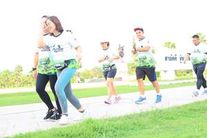 BIB: 
                            <button type="button" onclick="openModal(3691240)" class="btn btn-primary btn-sm float-right btn-popup" data-toggle="modal" data-target=".modal-high-quality">
                        <i class="fas fa-shopping-cart"></i> Add to Cart
                    </button>
                                            <button type="button" onclick="isThisMe(3691240, true)" class="btn btn-success btn-sm float-right btn-popup btn-isme hidden" data-toggle="tooltip" data-placement="bottom" title="นี่คือรูปของคุณใช่ไหม คลิกที่นี่เพื่อเอาเข้าอัลบั้ม">
                        <i class="fas fa-plus"></i> Add to album
                    </button>
                    <button type="button" onclick="isThisMe(3691240, false)" class="btn btn-warning btn-sm float-right btn-popup btn-isnotme hidden">
                        <i class="fas fa-ban"></i> Remove from album
                    </button>