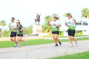 BIB: 033
                            <button type="button" onclick="openModal(3700567)" class="btn btn-primary btn-sm float-right btn-popup" data-toggle="modal" data-target=".modal-high-quality">
                        <i class="fas fa-shopping-cart"></i> Add to Cart
                    </button>
                                            <button type="button" onclick="isThisMe(3700567, true)" class="btn btn-success btn-sm float-right btn-popup btn-isme hidden" data-toggle="tooltip" data-placement="bottom" title="นี่คือรูปของคุณใช่ไหม คลิกที่นี่เพื่อเอาเข้าอัลบั้ม">
                        <i class="fas fa-plus"></i> Add to album
                    </button>
                    <button type="button" onclick="isThisMe(3700567, false)" class="btn btn-warning btn-sm float-right btn-popup btn-isnotme hidden">
                        <i class="fas fa-ban"></i> Remove from album
                    </button>