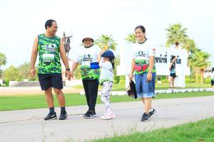 BIB: 
                            <button type="button" onclick="openModal(3699075)" class="btn btn-primary btn-sm float-right btn-popup" data-toggle="modal" data-target=".modal-high-quality">
                        <i class="fas fa-shopping-cart"></i> Add to Cart
                    </button>
                                            <button type="button" onclick="isThisMe(3699075, true)" class="btn btn-success btn-sm float-right btn-popup btn-isme hidden" data-toggle="tooltip" data-placement="bottom" title="นี่คือรูปของคุณใช่ไหม คลิกที่นี่เพื่อเอาเข้าอัลบั้ม">
                        <i class="fas fa-plus"></i> Add to album
                    </button>
                    <button type="button" onclick="isThisMe(3699075, false)" class="btn btn-warning btn-sm float-right btn-popup btn-isnotme hidden">
                        <i class="fas fa-ban"></i> Remove from album
                    </button>