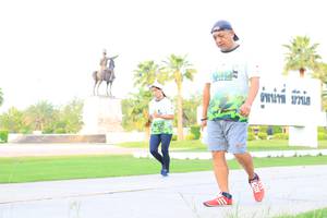 BIB: 
                            <button type="button" onclick="openModal(3681104)" class="btn btn-primary btn-sm float-right btn-popup" data-toggle="modal" data-target=".modal-high-quality">
                        <i class="fas fa-shopping-cart"></i> Add to Cart
                    </button>
                                            <button type="button" onclick="isThisMe(3681104, true)" class="btn btn-success btn-sm float-right btn-popup btn-isme hidden" data-toggle="tooltip" data-placement="bottom" title="นี่คือรูปของคุณใช่ไหม คลิกที่นี่เพื่อเอาเข้าอัลบั้ม">
                        <i class="fas fa-plus"></i> Add to album
                    </button>
                    <button type="button" onclick="isThisMe(3681104, false)" class="btn btn-warning btn-sm float-right btn-popup btn-isnotme hidden">
                        <i class="fas fa-ban"></i> Remove from album
                    </button>