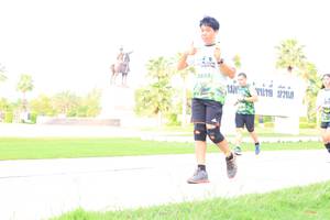 BIB: 1635
                            <button type="button" onclick="openModal(3695907)" class="btn btn-primary btn-sm float-right btn-popup" data-toggle="modal" data-target=".modal-high-quality">
                        <i class="fas fa-shopping-cart"></i> Add to Cart
                    </button>
                                            <button type="button" onclick="isThisMe(3695907, true)" class="btn btn-success btn-sm float-right btn-popup btn-isme hidden" data-toggle="tooltip" data-placement="bottom" title="นี่คือรูปของคุณใช่ไหม คลิกที่นี่เพื่อเอาเข้าอัลบั้ม">
                        <i class="fas fa-plus"></i> Add to album
                    </button>
                    <button type="button" onclick="isThisMe(3695907, false)" class="btn btn-warning btn-sm float-right btn-popup btn-isnotme hidden">
                        <i class="fas fa-ban"></i> Remove from album
                    </button>