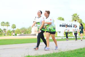 BIB: 288
                            <button type="button" onclick="openModal(3699539)" class="btn btn-primary btn-sm float-right btn-popup" data-toggle="modal" data-target=".modal-high-quality">
                        <i class="fas fa-shopping-cart"></i> Add to Cart
                    </button>
                                            <button type="button" onclick="isThisMe(3699539, true)" class="btn btn-success btn-sm float-right btn-popup btn-isme hidden" data-toggle="tooltip" data-placement="bottom" title="นี่คือรูปของคุณใช่ไหม คลิกที่นี่เพื่อเอาเข้าอัลบั้ม">
                        <i class="fas fa-plus"></i> Add to album
                    </button>
                    <button type="button" onclick="isThisMe(3699539, false)" class="btn btn-warning btn-sm float-right btn-popup btn-isnotme hidden">
                        <i class="fas fa-ban"></i> Remove from album
                    </button>