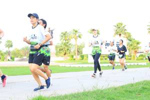 BIB: 2184
                            <button type="button" onclick="openModal(3681842)" class="btn btn-primary btn-sm float-right btn-popup" data-toggle="modal" data-target=".modal-high-quality">
                        <i class="fas fa-shopping-cart"></i> Add to Cart
                    </button>
                                            <button type="button" onclick="isThisMe(3681842, true)" class="btn btn-success btn-sm float-right btn-popup btn-isme hidden" data-toggle="tooltip" data-placement="bottom" title="นี่คือรูปของคุณใช่ไหม คลิกที่นี่เพื่อเอาเข้าอัลบั้ม">
                        <i class="fas fa-plus"></i> Add to album
                    </button>
                    <button type="button" onclick="isThisMe(3681842, false)" class="btn btn-warning btn-sm float-right btn-popup btn-isnotme hidden">
                        <i class="fas fa-ban"></i> Remove from album
                    </button>