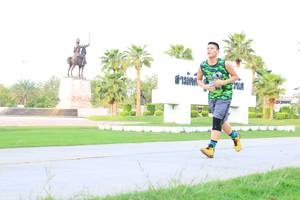 BIB: 
                            <button type="button" onclick="openModal(3674823)" class="btn btn-primary btn-sm float-right btn-popup" data-toggle="modal" data-target=".modal-high-quality">
                        <i class="fas fa-shopping-cart"></i> Add to Cart
                    </button>
                                            <button type="button" onclick="isThisMe(3674823, true)" class="btn btn-success btn-sm float-right btn-popup btn-isme hidden" data-toggle="tooltip" data-placement="bottom" title="นี่คือรูปของคุณใช่ไหม คลิกที่นี่เพื่อเอาเข้าอัลบั้ม">
                        <i class="fas fa-plus"></i> Add to album
                    </button>
                    <button type="button" onclick="isThisMe(3674823, false)" class="btn btn-warning btn-sm float-right btn-popup btn-isnotme hidden">
                        <i class="fas fa-ban"></i> Remove from album
                    </button>