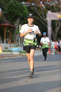 BIB: 1547
                            <button type="button" onclick="openModal(3619139)" class="btn btn-primary btn-sm float-right btn-popup" data-toggle="modal" data-target=".modal-high-quality">
                        <i class="fas fa-shopping-cart"></i> Add to Cart
                    </button>
                                            <button type="button" onclick="isThisMe(3619139, true)" class="btn btn-success btn-sm float-right btn-popup btn-isme hidden" data-toggle="tooltip" data-placement="bottom" title="นี่คือรูปของคุณใช่ไหม คลิกที่นี่เพื่อเอาเข้าอัลบั้ม">
                        <i class="fas fa-plus"></i> Add to album
                    </button>
                    <button type="button" onclick="isThisMe(3619139, false)" class="btn btn-warning btn-sm float-right btn-popup btn-isnotme hidden">
                        <i class="fas fa-ban"></i> Remove from album
                    </button>