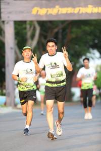 BIB: 
                            <button type="button" onclick="openModal(3596524)" class="btn btn-primary btn-sm float-right btn-popup" data-toggle="modal" data-target=".modal-high-quality">
                        <i class="fas fa-shopping-cart"></i> Add to Cart
                    </button>
                                            <button type="button" onclick="isThisMe(3596524, true)" class="btn btn-success btn-sm float-right btn-popup btn-isme hidden" data-toggle="tooltip" data-placement="bottom" title="นี่คือรูปของคุณใช่ไหม คลิกที่นี่เพื่อเอาเข้าอัลบั้ม">
                        <i class="fas fa-plus"></i> Add to album
                    </button>
                    <button type="button" onclick="isThisMe(3596524, false)" class="btn btn-warning btn-sm float-right btn-popup btn-isnotme hidden">
                        <i class="fas fa-ban"></i> Remove from album
                    </button>