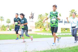 BIB: 
                            <button type="button" onclick="openModal(3679028)" class="btn btn-primary btn-sm float-right btn-popup" data-toggle="modal" data-target=".modal-high-quality">
                        <i class="fas fa-shopping-cart"></i> Add to Cart
                    </button>
                                            <button type="button" onclick="isThisMe(3679028, true)" class="btn btn-success btn-sm float-right btn-popup btn-isme hidden" data-toggle="tooltip" data-placement="bottom" title="นี่คือรูปของคุณใช่ไหม คลิกที่นี่เพื่อเอาเข้าอัลบั้ม">
                        <i class="fas fa-plus"></i> Add to album
                    </button>
                    <button type="button" onclick="isThisMe(3679028, false)" class="btn btn-warning btn-sm float-right btn-popup btn-isnotme hidden">
                        <i class="fas fa-ban"></i> Remove from album
                    </button>