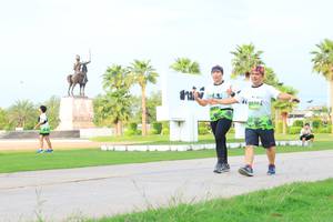 BIB: 
                            <button type="button" onclick="openModal(3698685)" class="btn btn-primary btn-sm float-right btn-popup" data-toggle="modal" data-target=".modal-high-quality">
                        <i class="fas fa-shopping-cart"></i> Add to Cart
                    </button>
                                            <button type="button" onclick="isThisMe(3698685, true)" class="btn btn-success btn-sm float-right btn-popup btn-isme hidden" data-toggle="tooltip" data-placement="bottom" title="นี่คือรูปของคุณใช่ไหม คลิกที่นี่เพื่อเอาเข้าอัลบั้ม">
                        <i class="fas fa-plus"></i> Add to album
                    </button>
                    <button type="button" onclick="isThisMe(3698685, false)" class="btn btn-warning btn-sm float-right btn-popup btn-isnotme hidden">
                        <i class="fas fa-ban"></i> Remove from album
                    </button>