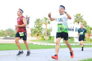 BIB: 1846
                            <button type="button" onclick="openModal(3673503)" class="btn btn-primary btn-sm float-right btn-popup" data-toggle="modal" data-target=".modal-high-quality">
                        <i class="fas fa-shopping-cart"></i> Add to Cart
                    </button>
                                            <button type="button" onclick="isThisMe(3673503, true)" class="btn btn-success btn-sm float-right btn-popup btn-isme hidden" data-toggle="tooltip" data-placement="bottom" title="นี่คือรูปของคุณใช่ไหม คลิกที่นี่เพื่อเอาเข้าอัลบั้ม">
                        <i class="fas fa-plus"></i> Add to album
                    </button>
                    <button type="button" onclick="isThisMe(3673503, false)" class="btn btn-warning btn-sm float-right btn-popup btn-isnotme hidden">
                        <i class="fas fa-ban"></i> Remove from album
                    </button>