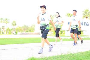 BIB: 1659
                            <button type="button" onclick="openModal(3692177)" class="btn btn-primary btn-sm float-right btn-popup" data-toggle="modal" data-target=".modal-high-quality">
                        <i class="fas fa-shopping-cart"></i> Add to Cart
                    </button>
                                            <button type="button" onclick="isThisMe(3692177, true)" class="btn btn-success btn-sm float-right btn-popup btn-isme hidden" data-toggle="tooltip" data-placement="bottom" title="นี่คือรูปของคุณใช่ไหม คลิกที่นี่เพื่อเอาเข้าอัลบั้ม">
                        <i class="fas fa-plus"></i> Add to album
                    </button>
                    <button type="button" onclick="isThisMe(3692177, false)" class="btn btn-warning btn-sm float-right btn-popup btn-isnotme hidden">
                        <i class="fas fa-ban"></i> Remove from album
                    </button>