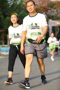 BIB: 
                            <button type="button" onclick="openModal(3619690)" class="btn btn-primary btn-sm float-right btn-popup" data-toggle="modal" data-target=".modal-high-quality">
                        <i class="fas fa-shopping-cart"></i> Add to Cart
                    </button>
                                            <button type="button" onclick="isThisMe(3619690, true)" class="btn btn-success btn-sm float-right btn-popup btn-isme hidden" data-toggle="tooltip" data-placement="bottom" title="นี่คือรูปของคุณใช่ไหม คลิกที่นี่เพื่อเอาเข้าอัลบั้ม">
                        <i class="fas fa-plus"></i> Add to album
                    </button>
                    <button type="button" onclick="isThisMe(3619690, false)" class="btn btn-warning btn-sm float-right btn-popup btn-isnotme hidden">
                        <i class="fas fa-ban"></i> Remove from album
                    </button>