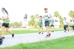 BIB: 
                            <button type="button" onclick="openModal(3680791)" class="btn btn-primary btn-sm float-right btn-popup" data-toggle="modal" data-target=".modal-high-quality">
                        <i class="fas fa-shopping-cart"></i> Add to Cart
                    </button>
                                            <button type="button" onclick="isThisMe(3680791, true)" class="btn btn-success btn-sm float-right btn-popup btn-isme hidden" data-toggle="tooltip" data-placement="bottom" title="นี่คือรูปของคุณใช่ไหม คลิกที่นี่เพื่อเอาเข้าอัลบั้ม">
                        <i class="fas fa-plus"></i> Add to album
                    </button>
                    <button type="button" onclick="isThisMe(3680791, false)" class="btn btn-warning btn-sm float-right btn-popup btn-isnotme hidden">
                        <i class="fas fa-ban"></i> Remove from album
                    </button>