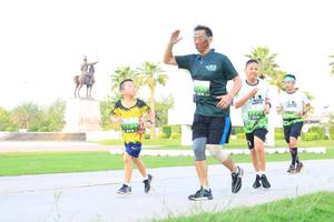 BIB: 1567
                            <button type="button" onclick="openModal(3679092)" class="btn btn-primary btn-sm float-right btn-popup" data-toggle="modal" data-target=".modal-high-quality">
                        <i class="fas fa-shopping-cart"></i> Add to Cart
                    </button>
                                            <button type="button" onclick="isThisMe(3679092, true)" class="btn btn-success btn-sm float-right btn-popup btn-isme hidden" data-toggle="tooltip" data-placement="bottom" title="นี่คือรูปของคุณใช่ไหม คลิกที่นี่เพื่อเอาเข้าอัลบั้ม">
                        <i class="fas fa-plus"></i> Add to album
                    </button>
                    <button type="button" onclick="isThisMe(3679092, false)" class="btn btn-warning btn-sm float-right btn-popup btn-isnotme hidden">
                        <i class="fas fa-ban"></i> Remove from album
                    </button>