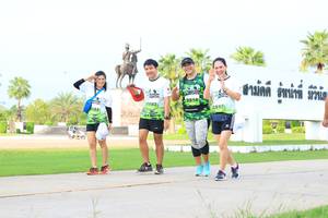 BIB: 2516, 1692, 2515
                            <button type="button" onclick="openModal(3700896)" class="btn btn-primary btn-sm float-right btn-popup" data-toggle="modal" data-target=".modal-high-quality">
                        <i class="fas fa-shopping-cart"></i> Add to Cart
                    </button>
                                            <button type="button" onclick="isThisMe(3700896, true)" class="btn btn-success btn-sm float-right btn-popup btn-isme hidden" data-toggle="tooltip" data-placement="bottom" title="นี่คือรูปของคุณใช่ไหม คลิกที่นี่เพื่อเอาเข้าอัลบั้ม">
                        <i class="fas fa-plus"></i> Add to album
                    </button>
                    <button type="button" onclick="isThisMe(3700896, false)" class="btn btn-warning btn-sm float-right btn-popup btn-isnotme hidden">
                        <i class="fas fa-ban"></i> Remove from album
                    </button>