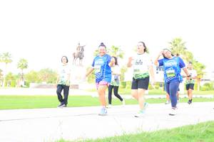 BIB: 557, 280
                            <button type="button" onclick="openModal(3693103)" class="btn btn-primary btn-sm float-right btn-popup" data-toggle="modal" data-target=".modal-high-quality">
                        <i class="fas fa-shopping-cart"></i> Add to Cart
                    </button>
                                            <button type="button" onclick="isThisMe(3693103, true)" class="btn btn-success btn-sm float-right btn-popup btn-isme hidden" data-toggle="tooltip" data-placement="bottom" title="นี่คือรูปของคุณใช่ไหม คลิกที่นี่เพื่อเอาเข้าอัลบั้ม">
                        <i class="fas fa-plus"></i> Add to album
                    </button>
                    <button type="button" onclick="isThisMe(3693103, false)" class="btn btn-warning btn-sm float-right btn-popup btn-isnotme hidden">
                        <i class="fas fa-ban"></i> Remove from album
                    </button>