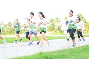 BIB: 
                            <button type="button" onclick="openModal(3684920)" class="btn btn-primary btn-sm float-right btn-popup" data-toggle="modal" data-target=".modal-high-quality">
                        <i class="fas fa-shopping-cart"></i> Add to Cart
                    </button>
                                            <button type="button" onclick="isThisMe(3684920, true)" class="btn btn-success btn-sm float-right btn-popup btn-isme hidden" data-toggle="tooltip" data-placement="bottom" title="นี่คือรูปของคุณใช่ไหม คลิกที่นี่เพื่อเอาเข้าอัลบั้ม">
                        <i class="fas fa-plus"></i> Add to album
                    </button>
                    <button type="button" onclick="isThisMe(3684920, false)" class="btn btn-warning btn-sm float-right btn-popup btn-isnotme hidden">
                        <i class="fas fa-ban"></i> Remove from album
                    </button>