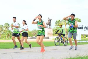 BIB: 2628
                            <button type="button" onclick="openModal(3700130)" class="btn btn-primary btn-sm float-right btn-popup" data-toggle="modal" data-target=".modal-high-quality">
                        <i class="fas fa-shopping-cart"></i> Add to Cart
                    </button>
                                            <button type="button" onclick="isThisMe(3700130, true)" class="btn btn-success btn-sm float-right btn-popup btn-isme hidden" data-toggle="tooltip" data-placement="bottom" title="นี่คือรูปของคุณใช่ไหม คลิกที่นี่เพื่อเอาเข้าอัลบั้ม">
                        <i class="fas fa-plus"></i> Add to album
                    </button>
                    <button type="button" onclick="isThisMe(3700130, false)" class="btn btn-warning btn-sm float-right btn-popup btn-isnotme hidden">
                        <i class="fas fa-ban"></i> Remove from album
                    </button>