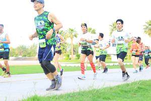 BIB: 2007
                            <button type="button" onclick="openModal(3681372)" class="btn btn-primary btn-sm float-right btn-popup" data-toggle="modal" data-target=".modal-high-quality">
                        <i class="fas fa-shopping-cart"></i> Add to Cart
                    </button>
                                            <button type="button" onclick="isThisMe(3681372, true)" class="btn btn-success btn-sm float-right btn-popup btn-isme hidden" data-toggle="tooltip" data-placement="bottom" title="นี่คือรูปของคุณใช่ไหม คลิกที่นี่เพื่อเอาเข้าอัลบั้ม">
                        <i class="fas fa-plus"></i> Add to album
                    </button>
                    <button type="button" onclick="isThisMe(3681372, false)" class="btn btn-warning btn-sm float-right btn-popup btn-isnotme hidden">
                        <i class="fas fa-ban"></i> Remove from album
                    </button>