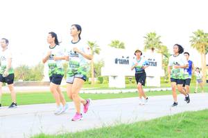 BIB: 
                            <button type="button" onclick="openModal(3681298)" class="btn btn-primary btn-sm float-right btn-popup" data-toggle="modal" data-target=".modal-high-quality">
                        <i class="fas fa-shopping-cart"></i> Add to Cart
                    </button>
                                            <button type="button" onclick="isThisMe(3681298, true)" class="btn btn-success btn-sm float-right btn-popup btn-isme hidden" data-toggle="tooltip" data-placement="bottom" title="นี่คือรูปของคุณใช่ไหม คลิกที่นี่เพื่อเอาเข้าอัลบั้ม">
                        <i class="fas fa-plus"></i> Add to album
                    </button>
                    <button type="button" onclick="isThisMe(3681298, false)" class="btn btn-warning btn-sm float-right btn-popup btn-isnotme hidden">
                        <i class="fas fa-ban"></i> Remove from album
                    </button>