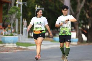 BIB: 2086, 2085
                            <button type="button" onclick="openModal(3631842)" class="btn btn-primary btn-sm float-right btn-popup" data-toggle="modal" data-target=".modal-high-quality">
                        <i class="fas fa-shopping-cart"></i> Add to Cart
                    </button>
                                            <button type="button" onclick="isThisMe(3631842, true)" class="btn btn-success btn-sm float-right btn-popup btn-isme hidden" data-toggle="tooltip" data-placement="bottom" title="นี่คือรูปของคุณใช่ไหม คลิกที่นี่เพื่อเอาเข้าอัลบั้ม">
                        <i class="fas fa-plus"></i> Add to album
                    </button>
                    <button type="button" onclick="isThisMe(3631842, false)" class="btn btn-warning btn-sm float-right btn-popup btn-isnotme hidden">
                        <i class="fas fa-ban"></i> Remove from album
                    </button>