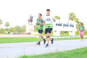 BIB: 
                            <button type="button" onclick="openModal(3677401)" class="btn btn-primary btn-sm float-right btn-popup" data-toggle="modal" data-target=".modal-high-quality">
                        <i class="fas fa-shopping-cart"></i> Add to Cart
                    </button>
                                            <button type="button" onclick="isThisMe(3677401, true)" class="btn btn-success btn-sm float-right btn-popup btn-isme hidden" data-toggle="tooltip" data-placement="bottom" title="นี่คือรูปของคุณใช่ไหม คลิกที่นี่เพื่อเอาเข้าอัลบั้ม">
                        <i class="fas fa-plus"></i> Add to album
                    </button>
                    <button type="button" onclick="isThisMe(3677401, false)" class="btn btn-warning btn-sm float-right btn-popup btn-isnotme hidden">
                        <i class="fas fa-ban"></i> Remove from album
                    </button>