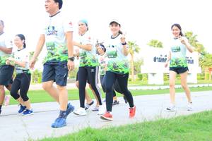 BIB: 
                            <button type="button" onclick="openModal(3682573)" class="btn btn-primary btn-sm float-right btn-popup" data-toggle="modal" data-target=".modal-high-quality">
                        <i class="fas fa-shopping-cart"></i> Add to Cart
                    </button>
                                            <button type="button" onclick="isThisMe(3682573, true)" class="btn btn-success btn-sm float-right btn-popup btn-isme hidden" data-toggle="tooltip" data-placement="bottom" title="นี่คือรูปของคุณใช่ไหม คลิกที่นี่เพื่อเอาเข้าอัลบั้ม">
                        <i class="fas fa-plus"></i> Add to album
                    </button>
                    <button type="button" onclick="isThisMe(3682573, false)" class="btn btn-warning btn-sm float-right btn-popup btn-isnotme hidden">
                        <i class="fas fa-ban"></i> Remove from album
                    </button>