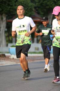 BIB: 2799
                            <button type="button" onclick="openModal(3611535)" class="btn btn-primary btn-sm float-right btn-popup" data-toggle="modal" data-target=".modal-high-quality">
                        <i class="fas fa-shopping-cart"></i> Add to Cart
                    </button>
                                            <button type="button" onclick="isThisMe(3611535, true)" class="btn btn-success btn-sm float-right btn-popup btn-isme hidden" data-toggle="tooltip" data-placement="bottom" title="นี่คือรูปของคุณใช่ไหม คลิกที่นี่เพื่อเอาเข้าอัลบั้ม">
                        <i class="fas fa-plus"></i> Add to album
                    </button>
                    <button type="button" onclick="isThisMe(3611535, false)" class="btn btn-warning btn-sm float-right btn-popup btn-isnotme hidden">
                        <i class="fas fa-ban"></i> Remove from album
                    </button>