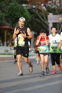 BIB: 
                            <button type="button" onclick="openModal(3610239)" class="btn btn-primary btn-sm float-right btn-popup" data-toggle="modal" data-target=".modal-high-quality">
                        <i class="fas fa-shopping-cart"></i> Add to Cart
                    </button>
                                            <button type="button" onclick="isThisMe(3610239, true)" class="btn btn-success btn-sm float-right btn-popup btn-isme hidden" data-toggle="tooltip" data-placement="bottom" title="นี่คือรูปของคุณใช่ไหม คลิกที่นี่เพื่อเอาเข้าอัลบั้ม">
                        <i class="fas fa-plus"></i> Add to album
                    </button>
                    <button type="button" onclick="isThisMe(3610239, false)" class="btn btn-warning btn-sm float-right btn-popup btn-isnotme hidden">
                        <i class="fas fa-ban"></i> Remove from album
                    </button>