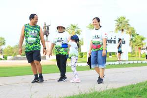 BIB: 
                            <button type="button" onclick="openModal(3699102)" class="btn btn-primary btn-sm float-right btn-popup" data-toggle="modal" data-target=".modal-high-quality">
                        <i class="fas fa-shopping-cart"></i> Add to Cart
                    </button>
                                            <button type="button" onclick="isThisMe(3699102, true)" class="btn btn-success btn-sm float-right btn-popup btn-isme hidden" data-toggle="tooltip" data-placement="bottom" title="นี่คือรูปของคุณใช่ไหม คลิกที่นี่เพื่อเอาเข้าอัลบั้ม">
                        <i class="fas fa-plus"></i> Add to album
                    </button>
                    <button type="button" onclick="isThisMe(3699102, false)" class="btn btn-warning btn-sm float-right btn-popup btn-isnotme hidden">
                        <i class="fas fa-ban"></i> Remove from album
                    </button>