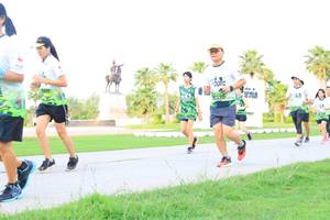 BIB: 
                            <button type="button" onclick="openModal(3680775)" class="btn btn-primary btn-sm float-right btn-popup" data-toggle="modal" data-target=".modal-high-quality">
                        <i class="fas fa-shopping-cart"></i> Add to Cart
                    </button>
                                            <button type="button" onclick="isThisMe(3680775, true)" class="btn btn-success btn-sm float-right btn-popup btn-isme hidden" data-toggle="tooltip" data-placement="bottom" title="นี่คือรูปของคุณใช่ไหม คลิกที่นี่เพื่อเอาเข้าอัลบั้ม">
                        <i class="fas fa-plus"></i> Add to album
                    </button>
                    <button type="button" onclick="isThisMe(3680775, false)" class="btn btn-warning btn-sm float-right btn-popup btn-isnotme hidden">
                        <i class="fas fa-ban"></i> Remove from album
                    </button>