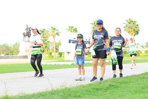 BIB: 2682
                            <button type="button" onclick="openModal(3696201)" class="btn btn-primary btn-sm float-right btn-popup" data-toggle="modal" data-target=".modal-high-quality">
                        <i class="fas fa-shopping-cart"></i> Add to Cart
                    </button>
                                            <button type="button" onclick="isThisMe(3696201, true)" class="btn btn-success btn-sm float-right btn-popup btn-isme hidden" data-toggle="tooltip" data-placement="bottom" title="นี่คือรูปของคุณใช่ไหม คลิกที่นี่เพื่อเอาเข้าอัลบั้ม">
                        <i class="fas fa-plus"></i> Add to album
                    </button>
                    <button type="button" onclick="isThisMe(3696201, false)" class="btn btn-warning btn-sm float-right btn-popup btn-isnotme hidden">
                        <i class="fas fa-ban"></i> Remove from album
                    </button>