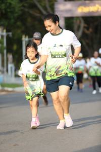 BIB: 
                            <button type="button" onclick="openModal(3623328)" class="btn btn-primary btn-sm float-right btn-popup" data-toggle="modal" data-target=".modal-high-quality">
                        <i class="fas fa-shopping-cart"></i> Add to Cart
                    </button>
                                            <button type="button" onclick="isThisMe(3623328, true)" class="btn btn-success btn-sm float-right btn-popup btn-isme hidden" data-toggle="tooltip" data-placement="bottom" title="นี่คือรูปของคุณใช่ไหม คลิกที่นี่เพื่อเอาเข้าอัลบั้ม">
                        <i class="fas fa-plus"></i> Add to album
                    </button>
                    <button type="button" onclick="isThisMe(3623328, false)" class="btn btn-warning btn-sm float-right btn-popup btn-isnotme hidden">
                        <i class="fas fa-ban"></i> Remove from album
                    </button>