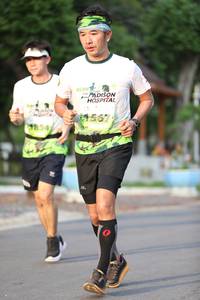 BIB: 1854
                            <button type="button" onclick="openModal(3601319)" class="btn btn-primary btn-sm float-right btn-popup" data-toggle="modal" data-target=".modal-high-quality">
                        <i class="fas fa-shopping-cart"></i> Add to Cart
                    </button>
                                            <button type="button" onclick="isThisMe(3601319, true)" class="btn btn-success btn-sm float-right btn-popup btn-isme hidden" data-toggle="tooltip" data-placement="bottom" title="นี่คือรูปของคุณใช่ไหม คลิกที่นี่เพื่อเอาเข้าอัลบั้ม">
                        <i class="fas fa-plus"></i> Add to album
                    </button>
                    <button type="button" onclick="isThisMe(3601319, false)" class="btn btn-warning btn-sm float-right btn-popup btn-isnotme hidden">
                        <i class="fas fa-ban"></i> Remove from album
                    </button>