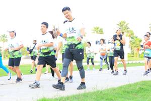 BIB: 1660, 1663
                            <button type="button" onclick="openModal(3686016)" class="btn btn-primary btn-sm float-right btn-popup" data-toggle="modal" data-target=".modal-high-quality">
                        <i class="fas fa-shopping-cart"></i> Add to Cart
                    </button>
                                            <button type="button" onclick="isThisMe(3686016, true)" class="btn btn-success btn-sm float-right btn-popup btn-isme hidden" data-toggle="tooltip" data-placement="bottom" title="นี่คือรูปของคุณใช่ไหม คลิกที่นี่เพื่อเอาเข้าอัลบั้ม">
                        <i class="fas fa-plus"></i> Add to album
                    </button>
                    <button type="button" onclick="isThisMe(3686016, false)" class="btn btn-warning btn-sm float-right btn-popup btn-isnotme hidden">
                        <i class="fas fa-ban"></i> Remove from album
                    </button>