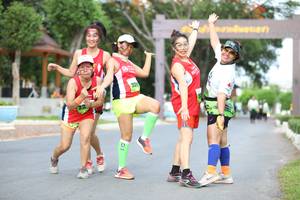 BIB: 
                            <button type="button" onclick="openModal(3632333)" class="btn btn-primary btn-sm float-right btn-popup" data-toggle="modal" data-target=".modal-high-quality">
                        <i class="fas fa-shopping-cart"></i> Add to Cart
                    </button>
                                            <button type="button" onclick="isThisMe(3632333, true)" class="btn btn-success btn-sm float-right btn-popup btn-isme hidden" data-toggle="tooltip" data-placement="bottom" title="นี่คือรูปของคุณใช่ไหม คลิกที่นี่เพื่อเอาเข้าอัลบั้ม">
                        <i class="fas fa-plus"></i> Add to album
                    </button>
                    <button type="button" onclick="isThisMe(3632333, false)" class="btn btn-warning btn-sm float-right btn-popup btn-isnotme hidden">
                        <i class="fas fa-ban"></i> Remove from album
                    </button>