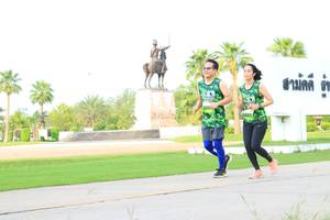 BIB: 235
                            <button type="button" onclick="openModal(3697249)" class="btn btn-primary btn-sm float-right btn-popup" data-toggle="modal" data-target=".modal-high-quality">
                        <i class="fas fa-shopping-cart"></i> Add to Cart
                    </button>
                                            <button type="button" onclick="isThisMe(3697249, true)" class="btn btn-success btn-sm float-right btn-popup btn-isme hidden" data-toggle="tooltip" data-placement="bottom" title="นี่คือรูปของคุณใช่ไหม คลิกที่นี่เพื่อเอาเข้าอัลบั้ม">
                        <i class="fas fa-plus"></i> Add to album
                    </button>
                    <button type="button" onclick="isThisMe(3697249, false)" class="btn btn-warning btn-sm float-right btn-popup btn-isnotme hidden">
                        <i class="fas fa-ban"></i> Remove from album
                    </button>