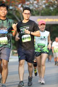 BIB: 2546
                            <button type="button" onclick="openModal(3602579)" class="btn btn-primary btn-sm float-right btn-popup" data-toggle="modal" data-target=".modal-high-quality">
                        <i class="fas fa-shopping-cart"></i> Add to Cart
                    </button>
                                            <button type="button" onclick="isThisMe(3602579, true)" class="btn btn-success btn-sm float-right btn-popup btn-isme hidden" data-toggle="tooltip" data-placement="bottom" title="นี่คือรูปของคุณใช่ไหม คลิกที่นี่เพื่อเอาเข้าอัลบั้ม">
                        <i class="fas fa-plus"></i> Add to album
                    </button>
                    <button type="button" onclick="isThisMe(3602579, false)" class="btn btn-warning btn-sm float-right btn-popup btn-isnotme hidden">
                        <i class="fas fa-ban"></i> Remove from album
                    </button>