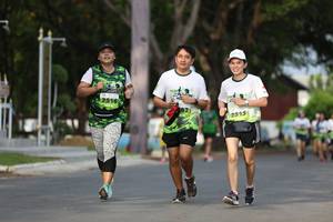 BIB: 
                            <button type="button" onclick="openModal(3631289)" class="btn btn-primary btn-sm float-right btn-popup" data-toggle="modal" data-target=".modal-high-quality">
                        <i class="fas fa-shopping-cart"></i> Add to Cart
                    </button>
                                            <button type="button" onclick="isThisMe(3631289, true)" class="btn btn-success btn-sm float-right btn-popup btn-isme hidden" data-toggle="tooltip" data-placement="bottom" title="นี่คือรูปของคุณใช่ไหม คลิกที่นี่เพื่อเอาเข้าอัลบั้ม">
                        <i class="fas fa-plus"></i> Add to album
                    </button>
                    <button type="button" onclick="isThisMe(3631289, false)" class="btn btn-warning btn-sm float-right btn-popup btn-isnotme hidden">
                        <i class="fas fa-ban"></i> Remove from album
                    </button>