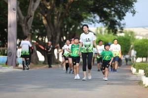 BIB: 
                            <button type="button" onclick="openModal(3629009)" class="btn btn-primary btn-sm float-right btn-popup" data-toggle="modal" data-target=".modal-high-quality">
                        <i class="fas fa-shopping-cart"></i> Add to Cart
                    </button>
                                            <button type="button" onclick="isThisMe(3629009, true)" class="btn btn-success btn-sm float-right btn-popup btn-isme hidden" data-toggle="tooltip" data-placement="bottom" title="นี่คือรูปของคุณใช่ไหม คลิกที่นี่เพื่อเอาเข้าอัลบั้ม">
                        <i class="fas fa-plus"></i> Add to album
                    </button>
                    <button type="button" onclick="isThisMe(3629009, false)" class="btn btn-warning btn-sm float-right btn-popup btn-isnotme hidden">
                        <i class="fas fa-ban"></i> Remove from album
                    </button>