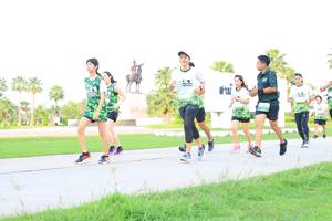 BIB: 
                            <button type="button" onclick="openModal(3680922)" class="btn btn-primary btn-sm float-right btn-popup" data-toggle="modal" data-target=".modal-high-quality">
                        <i class="fas fa-shopping-cart"></i> Add to Cart
                    </button>
                                            <button type="button" onclick="isThisMe(3680922, true)" class="btn btn-success btn-sm float-right btn-popup btn-isme hidden" data-toggle="tooltip" data-placement="bottom" title="นี่คือรูปของคุณใช่ไหม คลิกที่นี่เพื่อเอาเข้าอัลบั้ม">
                        <i class="fas fa-plus"></i> Add to album
                    </button>
                    <button type="button" onclick="isThisMe(3680922, false)" class="btn btn-warning btn-sm float-right btn-popup btn-isnotme hidden">
                        <i class="fas fa-ban"></i> Remove from album
                    </button>