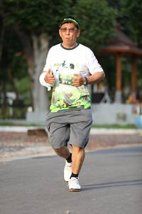 BIB: 
                            <button type="button" onclick="openModal(3614259)" class="btn btn-primary btn-sm float-right btn-popup" data-toggle="modal" data-target=".modal-high-quality">
                        <i class="fas fa-shopping-cart"></i> Add to Cart
                    </button>
                                            <button type="button" onclick="isThisMe(3614259, true)" class="btn btn-success btn-sm float-right btn-popup btn-isme hidden" data-toggle="tooltip" data-placement="bottom" title="นี่คือรูปของคุณใช่ไหม คลิกที่นี่เพื่อเอาเข้าอัลบั้ม">
                        <i class="fas fa-plus"></i> Add to album
                    </button>
                    <button type="button" onclick="isThisMe(3614259, false)" class="btn btn-warning btn-sm float-right btn-popup btn-isnotme hidden">
                        <i class="fas fa-ban"></i> Remove from album
                    </button>