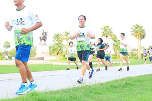 BIB: 1692
                            <button type="button" onclick="openModal(3680902)" class="btn btn-primary btn-sm float-right btn-popup" data-toggle="modal" data-target=".modal-high-quality">
                        <i class="fas fa-shopping-cart"></i> Add to Cart
                    </button>
                                            <button type="button" onclick="isThisMe(3680902, true)" class="btn btn-success btn-sm float-right btn-popup btn-isme hidden" data-toggle="tooltip" data-placement="bottom" title="นี่คือรูปของคุณใช่ไหม คลิกที่นี่เพื่อเอาเข้าอัลบั้ม">
                        <i class="fas fa-plus"></i> Add to album
                    </button>
                    <button type="button" onclick="isThisMe(3680902, false)" class="btn btn-warning btn-sm float-right btn-popup btn-isnotme hidden">
                        <i class="fas fa-ban"></i> Remove from album
                    </button>