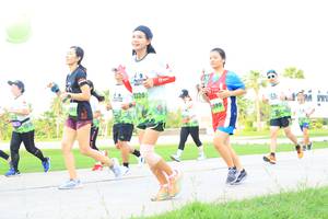 BIB: 
                            <button type="button" onclick="openModal(3689690)" class="btn btn-primary btn-sm float-right btn-popup" data-toggle="modal" data-target=".modal-high-quality">
                        <i class="fas fa-shopping-cart"></i> Add to Cart
                    </button>
                                            <button type="button" onclick="isThisMe(3689690, true)" class="btn btn-success btn-sm float-right btn-popup btn-isme hidden" data-toggle="tooltip" data-placement="bottom" title="นี่คือรูปของคุณใช่ไหม คลิกที่นี่เพื่อเอาเข้าอัลบั้ม">
                        <i class="fas fa-plus"></i> Add to album
                    </button>
                    <button type="button" onclick="isThisMe(3689690, false)" class="btn btn-warning btn-sm float-right btn-popup btn-isnotme hidden">
                        <i class="fas fa-ban"></i> Remove from album
                    </button>