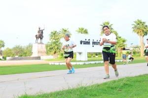 BIB: 
                            <button type="button" onclick="openModal(3697936)" class="btn btn-primary btn-sm float-right btn-popup" data-toggle="modal" data-target=".modal-high-quality">
                        <i class="fas fa-shopping-cart"></i> Add to Cart
                    </button>
                                            <button type="button" onclick="isThisMe(3697936, true)" class="btn btn-success btn-sm float-right btn-popup btn-isme hidden" data-toggle="tooltip" data-placement="bottom" title="นี่คือรูปของคุณใช่ไหม คลิกที่นี่เพื่อเอาเข้าอัลบั้ม">
                        <i class="fas fa-plus"></i> Add to album
                    </button>
                    <button type="button" onclick="isThisMe(3697936, false)" class="btn btn-warning btn-sm float-right btn-popup btn-isnotme hidden">
                        <i class="fas fa-ban"></i> Remove from album
                    </button>