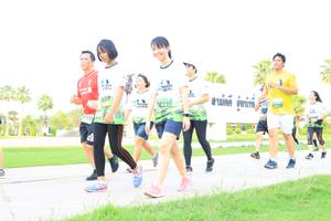 BIB: 
                            <button type="button" onclick="openModal(3690417)" class="btn btn-primary btn-sm float-right btn-popup" data-toggle="modal" data-target=".modal-high-quality">
                        <i class="fas fa-shopping-cart"></i> Add to Cart
                    </button>
                                            <button type="button" onclick="isThisMe(3690417, true)" class="btn btn-success btn-sm float-right btn-popup btn-isme hidden" data-toggle="tooltip" data-placement="bottom" title="นี่คือรูปของคุณใช่ไหม คลิกที่นี่เพื่อเอาเข้าอัลบั้ม">
                        <i class="fas fa-plus"></i> Add to album
                    </button>
                    <button type="button" onclick="isThisMe(3690417, false)" class="btn btn-warning btn-sm float-right btn-popup btn-isnotme hidden">
                        <i class="fas fa-ban"></i> Remove from album
                    </button>