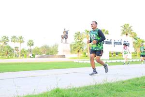 BIB: 
                            <button type="button" onclick="openModal(3679381)" class="btn btn-primary btn-sm float-right btn-popup" data-toggle="modal" data-target=".modal-high-quality">
                        <i class="fas fa-shopping-cart"></i> Add to Cart
                    </button>
                                            <button type="button" onclick="isThisMe(3679381, true)" class="btn btn-success btn-sm float-right btn-popup btn-isme hidden" data-toggle="tooltip" data-placement="bottom" title="นี่คือรูปของคุณใช่ไหม คลิกที่นี่เพื่อเอาเข้าอัลบั้ม">
                        <i class="fas fa-plus"></i> Add to album
                    </button>
                    <button type="button" onclick="isThisMe(3679381, false)" class="btn btn-warning btn-sm float-right btn-popup btn-isnotme hidden">
                        <i class="fas fa-ban"></i> Remove from album
                    </button>